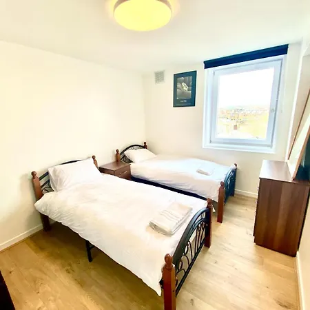 Comfy Two Bedroom Apartment Edgeware Road In Central London Exterior photo