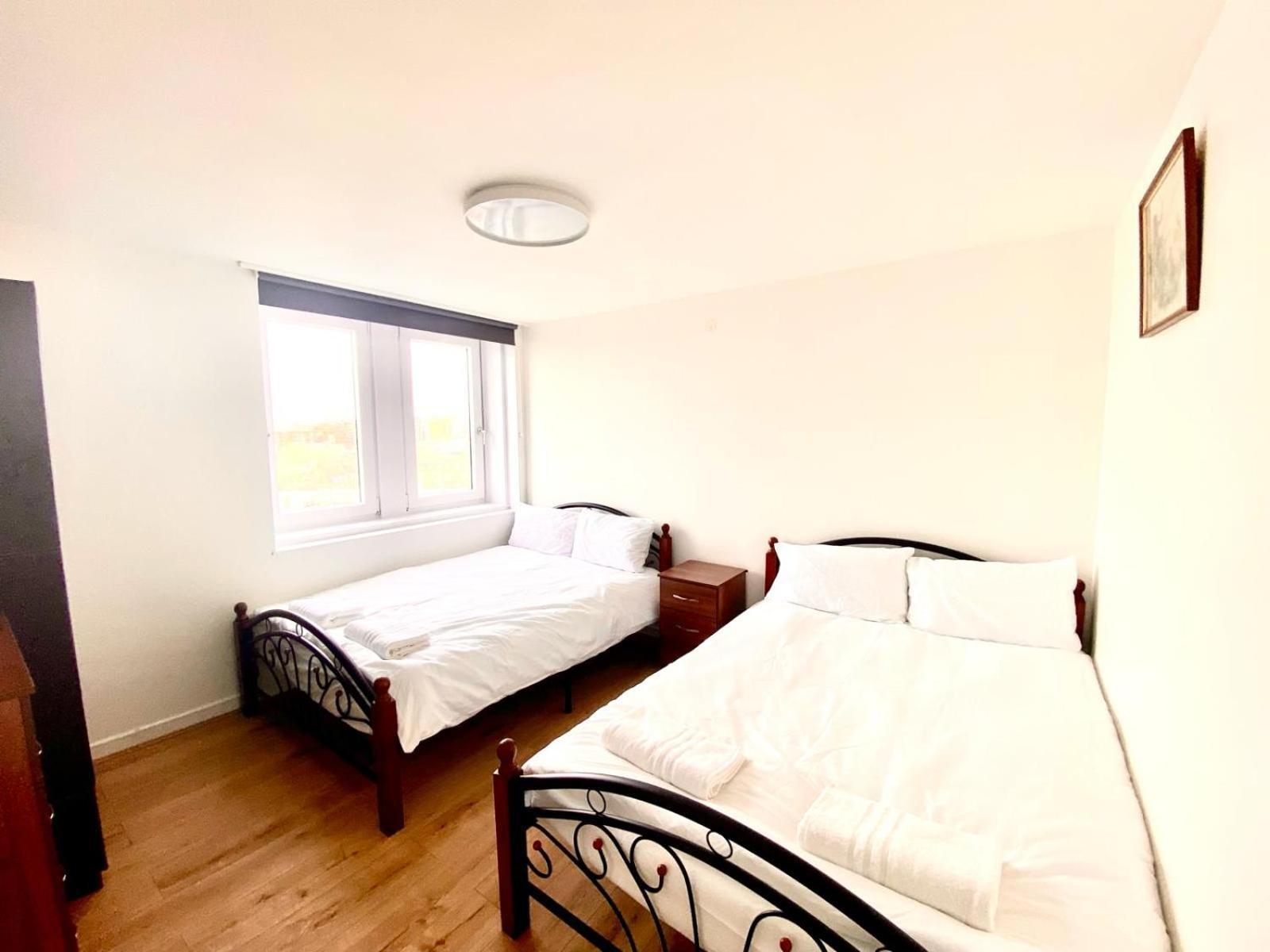 Comfy Two Bedroom Edgeware Road In Londra